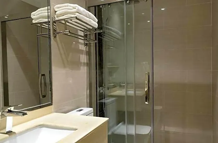 Royal J 3* Cebu